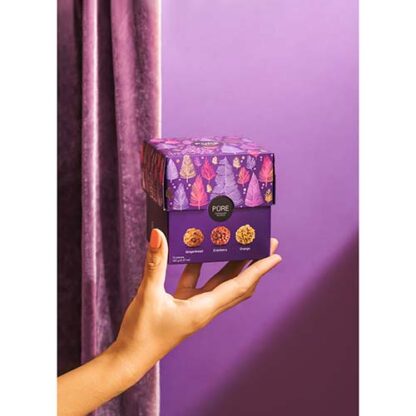 Cub Mov cu 15 trufe de ciocolata Pure Chocolate, 96g